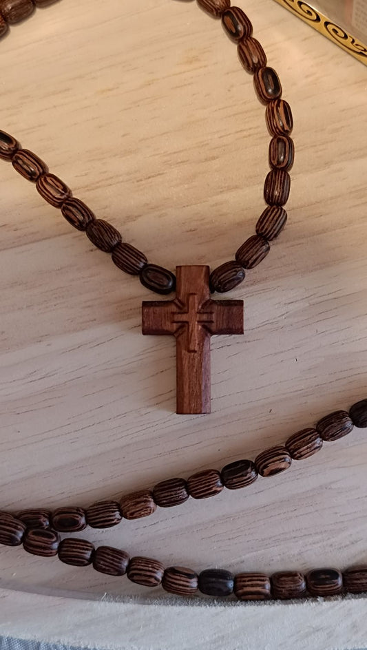 Rosenkranz Holzkreuz