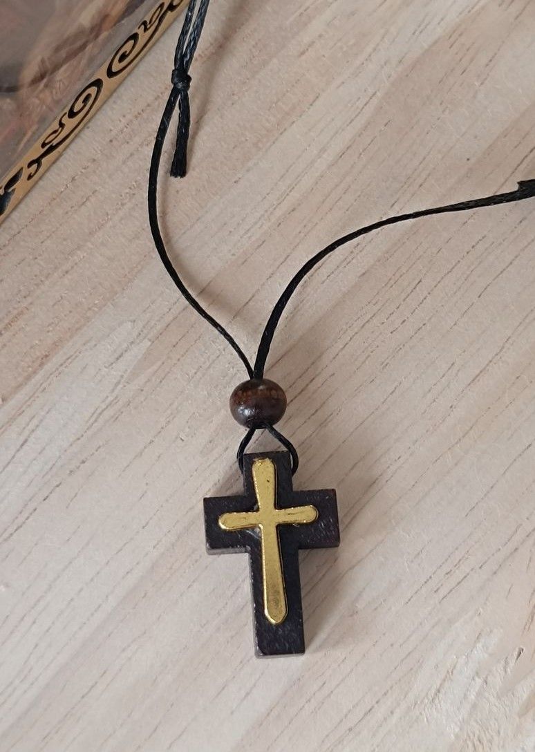 Verstellbare Holzkreuze