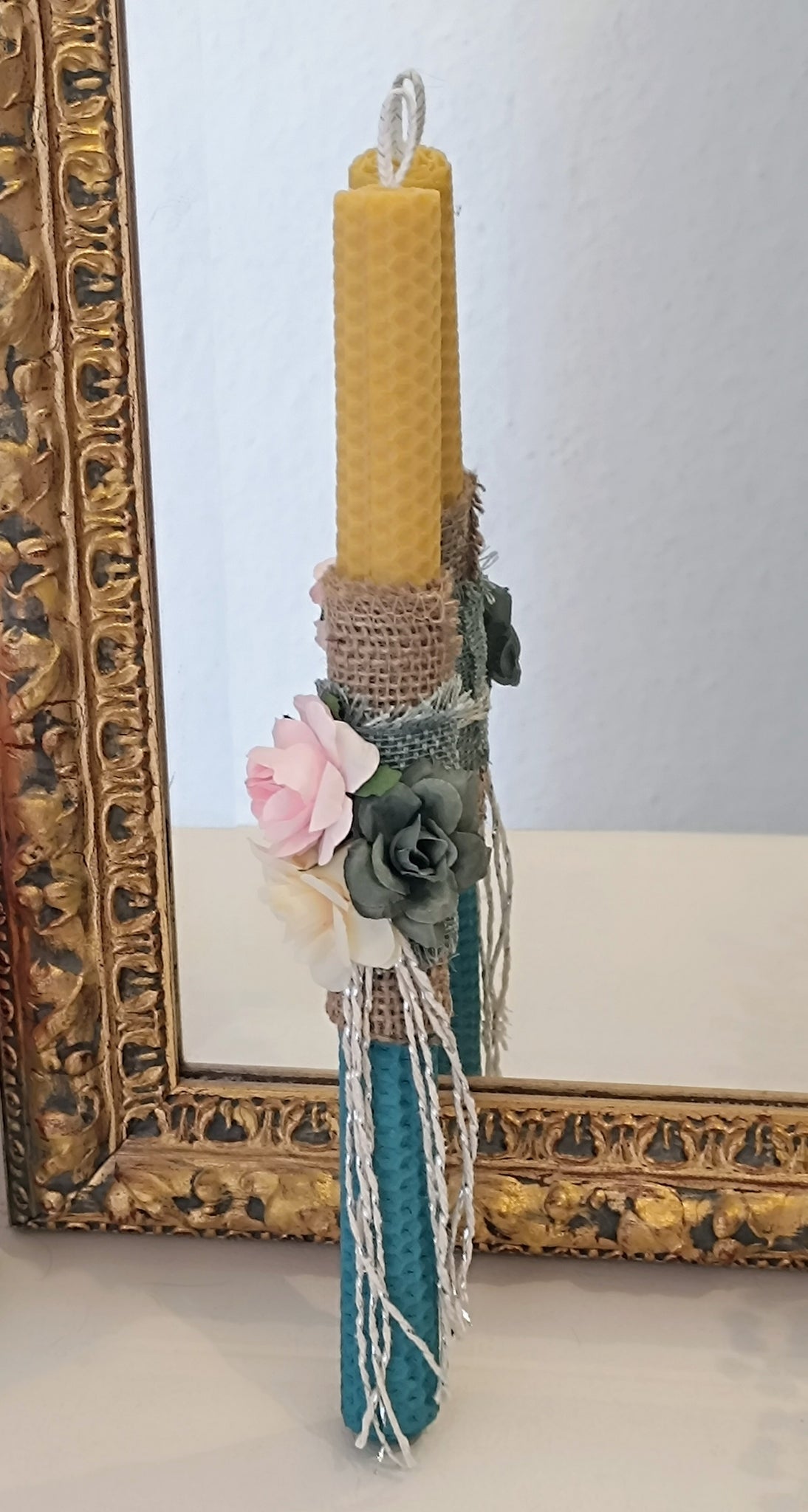 Osterkerze Grün -Blau mit Blumen aus Reinem Bienenwachs