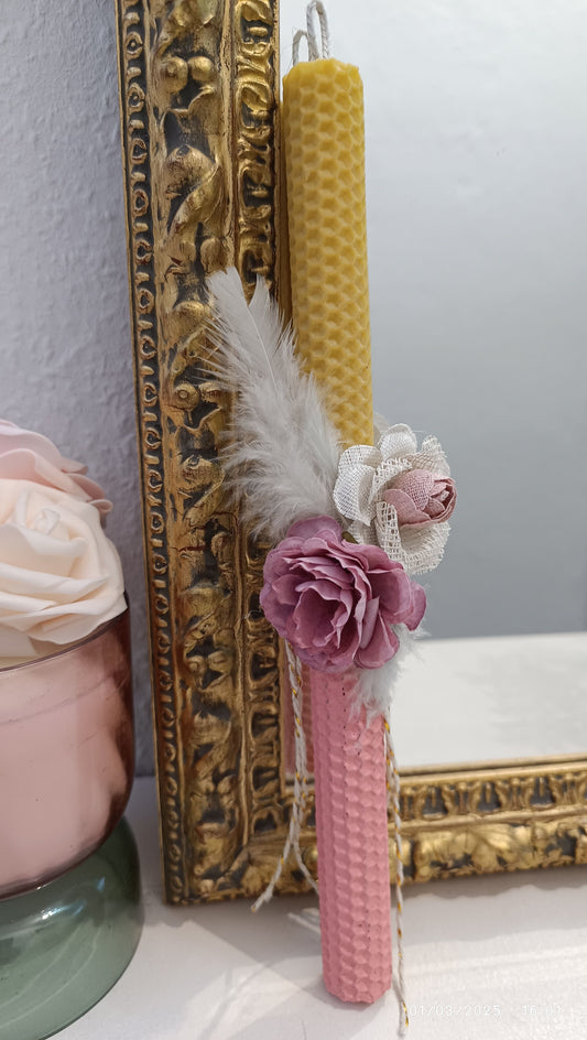 Osterkerze Lachs Rosa mit Blumen aus Reinem Bienenwachs