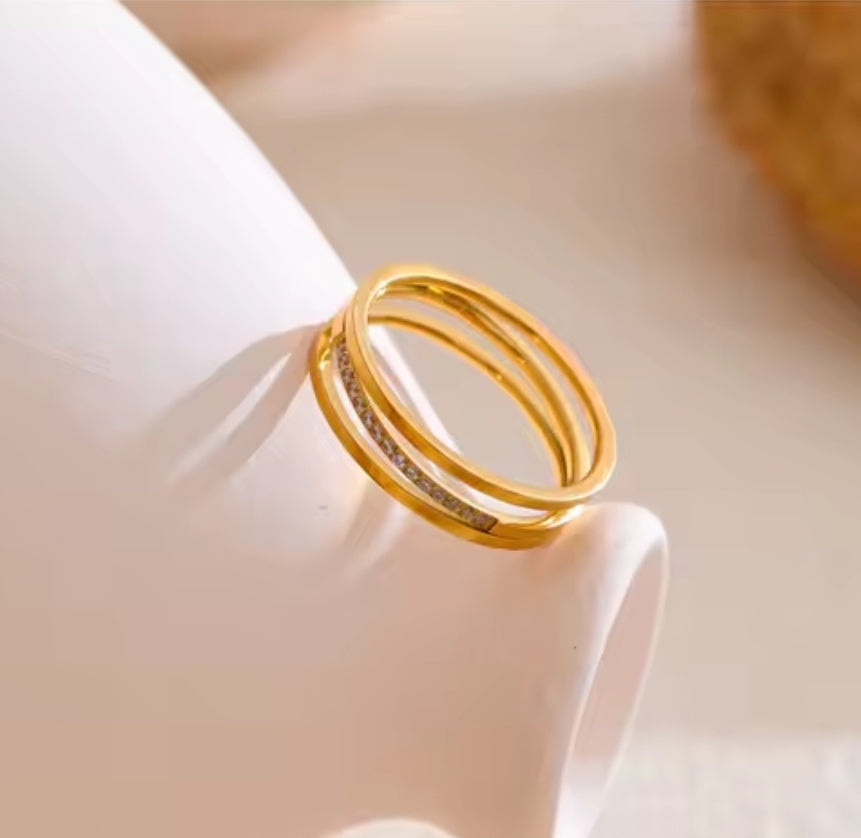 Edelstahl Ring mit kubischem Zirkonia