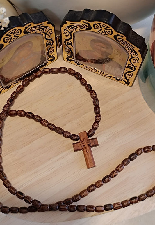 Rosenkranz Holzkreuz