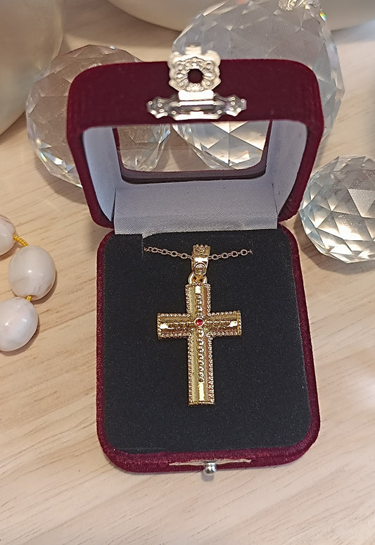 Kreuz mit Edelstein und Box